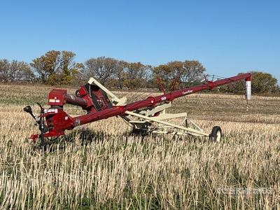 Farm King 1060 10 in x 60 ft Swing Grain Auger