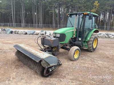 2007 John Deere 5225 清掃用トラクター