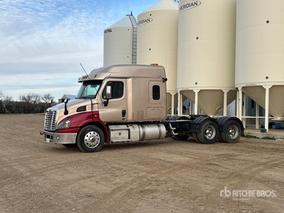 2017 Freightliner Cascadia 113 Ciągnik siodłowy T/A z kabiną sypialną