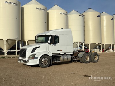 2006 Volvo VNL630 Ciągnik siodłowy T/A z kabiną sypialną