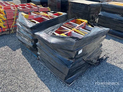 Quantity of (2) Pallets of Werner 6204 4 ft fiberglass Échelle