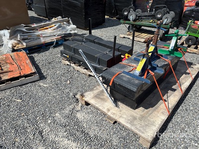 Quantity of (4) Truck bed Boite à outil