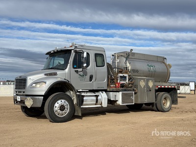 2015 Freightliner M2 6000 L 5800 psi 4x4 Sleeper Druk vrachtwagen