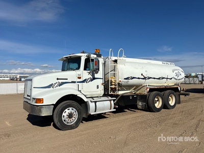 1995 International 9200 15900 L 6x4 Water Truck