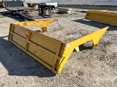 Rock Truck Tail Gate