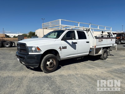 2015 Ram 3500 4x2 Crew Cab Flatbed Truck