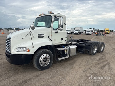 2015 Mack CXU613 6x4 Tracteur Routier
