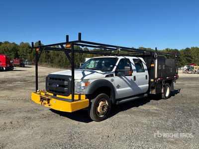 2016 Ford F-450 4x4 Crew Cab Flatbed Truck