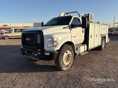 2019 Ford F-750 XL 4x2 Service Truck