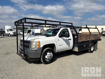 2011 Chevrolet 3500 HD 4x4 Camion à Plateau