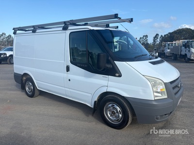 2010 Ford Transit Minicamioneta
