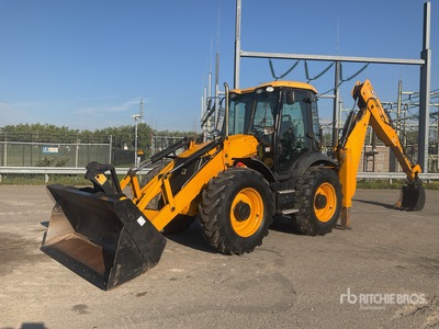 2018 JCB 4CX 4x4x4 Koparko-ładowarka