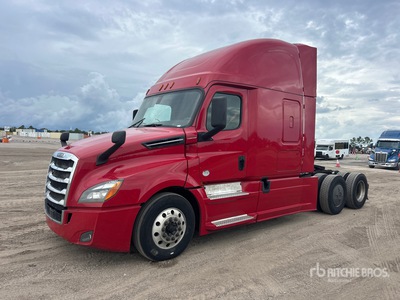 2020 Freightliner Cascadia 126 6x4 T/A Sleeper Truck Tractor