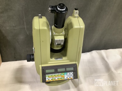 Wild T3000 Theodolite