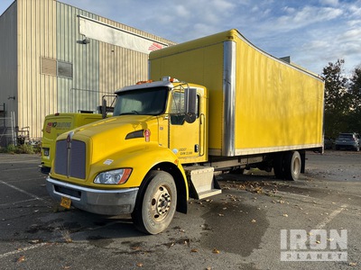 2013 Kenworth T370 4x2 Van Truck