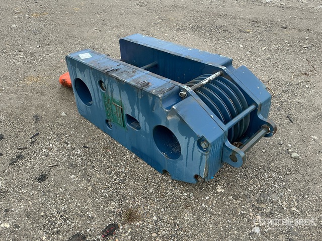 2018 McKissick E0900N20EH 5 Sheave Hook Block
