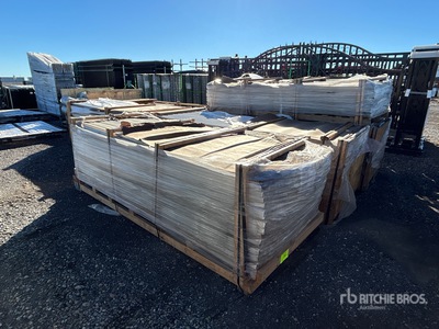Quantity of (6) Lifts of Cable Covered Moldings Divers Autres