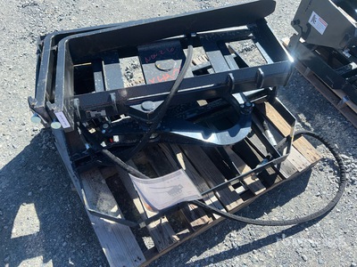 2026 ARTEER RPT-42L 60 in Rotating Hydraulic Fourches pour chargeuse à différentiel (Unused)