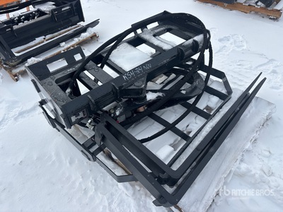 2026 ARTEER RPT-42L 60 in Rotating Hydraulic Skid Steer Forks (Unused)