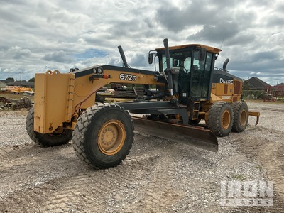 2018 John Deere 672G AWD 14 ft Mold Board and Autolube Niveleuse à moteur