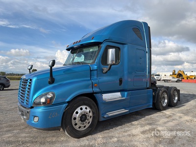 2018 Freightliner Cascadia 125 6x4 Tractocamion con Dormitorio / T/A Sleeper Truck Tractor