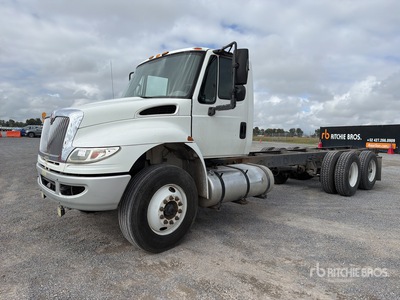2015 International 4400 SBA 6x2 Camion Chasis Cabina / Cabine et châssis