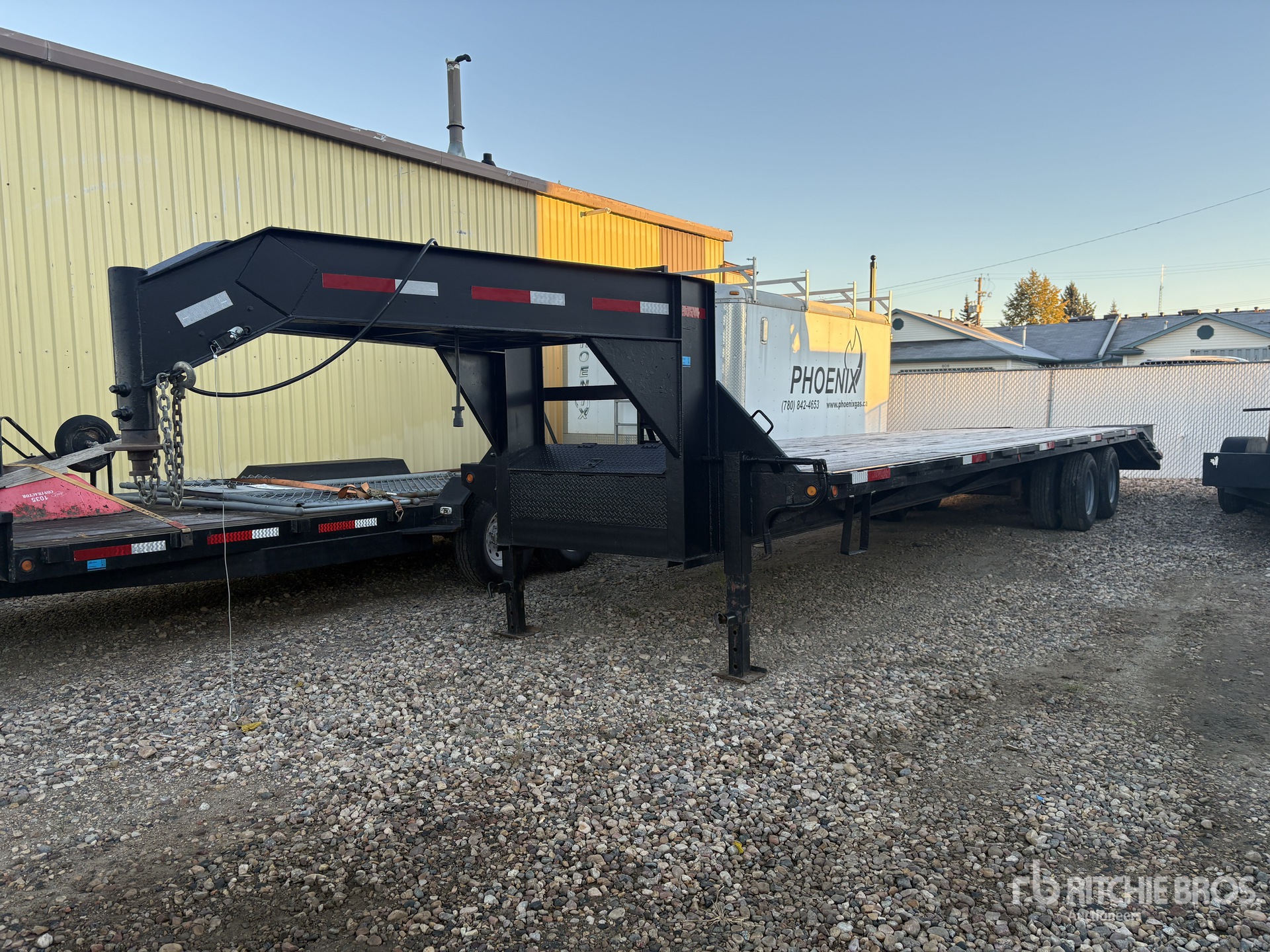 2009 Tarnel GB32 32 ft T/A Gooseneck Plant Trailer