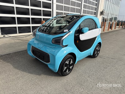 2024 XEV Yoyo electric mini car, 2-seater Automobile
