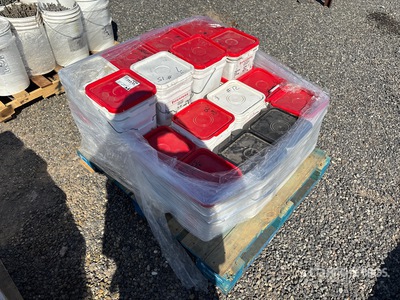 Quantity of Fasteners Divers