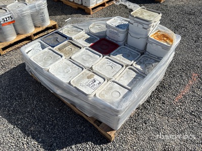 Quantity of Fasteners Divers