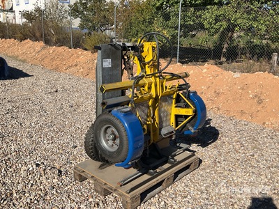 2012 Intertrade Engineering Limited E CR T S/A Equipment Trailer
