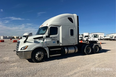 2020 Freightliner Cascadia 126 6x4 トラックトラクター（T/A）