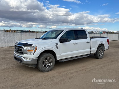 2021 Ford F-150 XLT 4x4 Crew Cab بيك اب