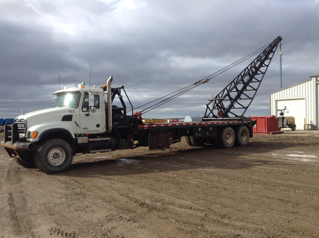 2007 Mack CV713 Rig-Up Truck