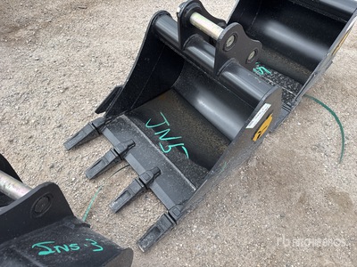 Trojan 24 in Digging Łyżka do koparki - Fits 40mm Cat 303, 303.5, 304 Case, New Holland, Kobelco SK35 Deere/Hitachi 35D/G (Unused)