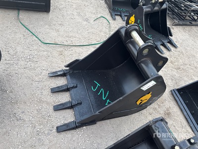 Trojan Digging Excavator Bucket - Fits 45mm Cat 305, 305.5 Komatsu PC45/50/55 Hyundai R55, Hitachi/Deere 50D/G Case, New Holland, Kobelco SK50 Bobcat E50/341/337