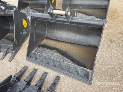 Trojan 42 in Cleanup Łyżka do koparki - Fits 45mm Cat 305, 305.5 Komatsu PC45/50/55 Hyundai R55, Hitachi/Deere 50D/G Case, New Holland, Kobelco SK50 Bobcat E50/341/337 (Unused)
