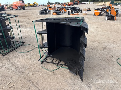 Trojan 42 in Digging Excavator Bucket - Fits 80mm