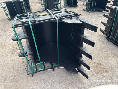 Trojan 42 in Digging Excavator Bucket - Fits 80mm