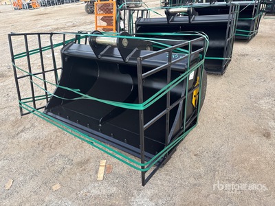 Trojan 72 in Cleanup Excavator Bucket - Fits 80mm Cat 320/321/323, Hyundai R210 Komatsu PC200/220, Deere 160/200/225 Kobelco SK210, Case 210/225, Doosan DX225