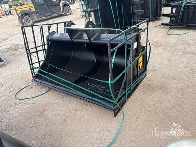 Trojan 72 in Cleanup Excavator Bucket - Fits 80mm Cat 320/321/323, Hyundai R210 Komatsu PC200/220, Deere 160/200/225 Kobelco SK210, Case 210/225, Doosan DX225