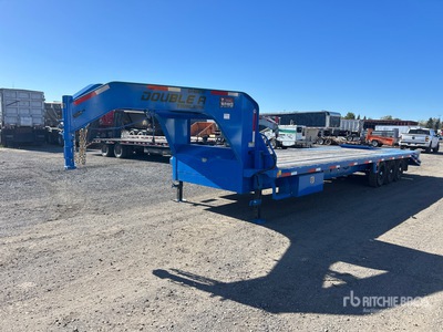 2025 Double A GHB218 30 ft Tri/A Gooseneck مقطورة معدات