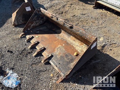 Bobcat 67 in General Purpose Skid Steer Bucket