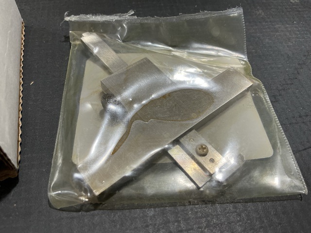 (2) Midwest Aircraft Machine & Tool 6899957 Fuel Injector Gages