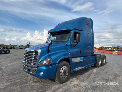 2018 Freightliner Cascadia 125 6x4 Tractocamion con Dormitorio / T/A Sleeper Truck Tractor