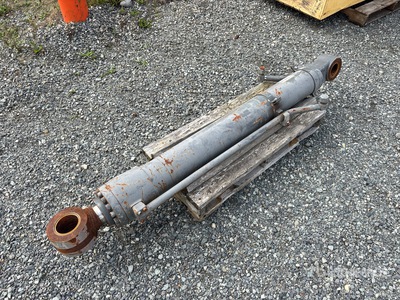 Hydraulic Bucket Cylinder (Unused) - Fits Volvo 290