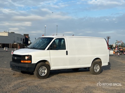 2010 Chevrolet Express 3500 Cargo Van