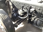 Underbody with Non-Driven Drop Axle (1)