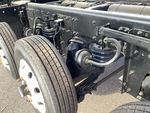Underbody with Non-Driven Drop Axle (2)