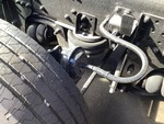 Underbody with Non-Driven Drop Axle (2)